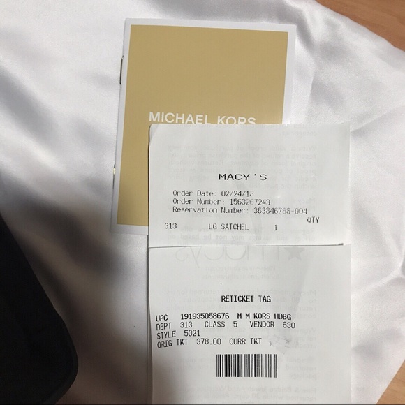 SOLD MK Michael kors authenticQuinn large black… - Picture 6 of 6